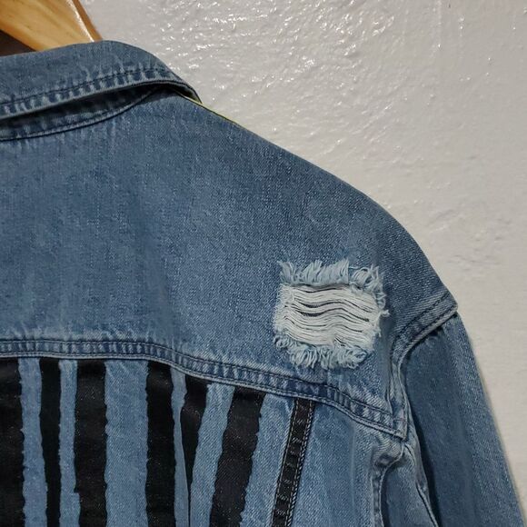 DC Birds of Prey Harley Quinn Denim Jacket with Caution Tape and Flag Detail - Picture 10 of 15